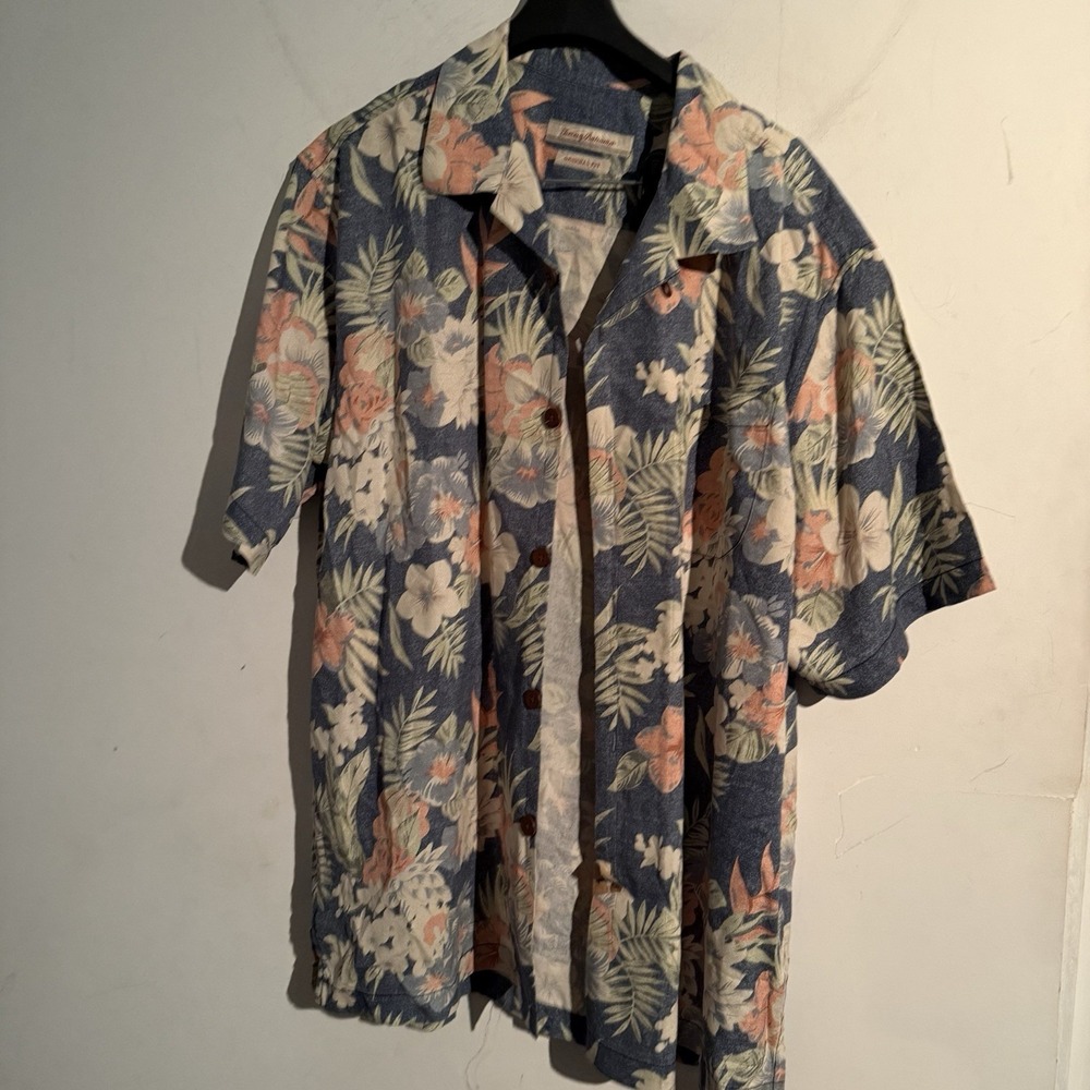 Tommy Bahama 100% Silk Camp Shirt Floral Print SS Men's L Hawaiian Resort Tropic
